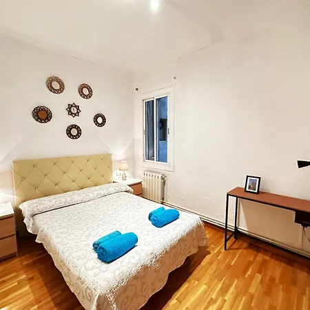 Habitaciones Acogedoras En Borrell * Barcellona